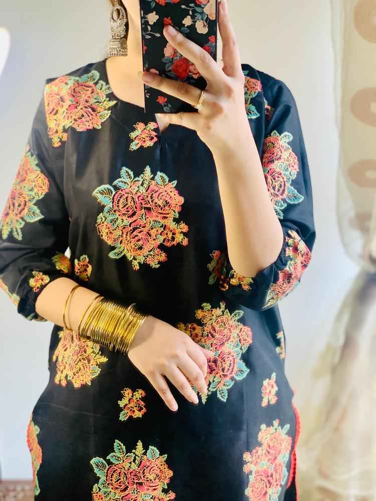 2 Pcs Women's Stitched Linen Printed Shirt And Trouser
