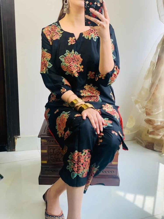 2 Pcs Women's Stitched Linen Printed Shirt And Trouser
