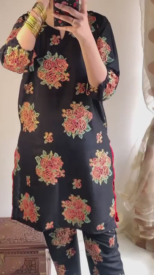 2 Pcs Women's Stitched Linen Printed Shirt And Trouser