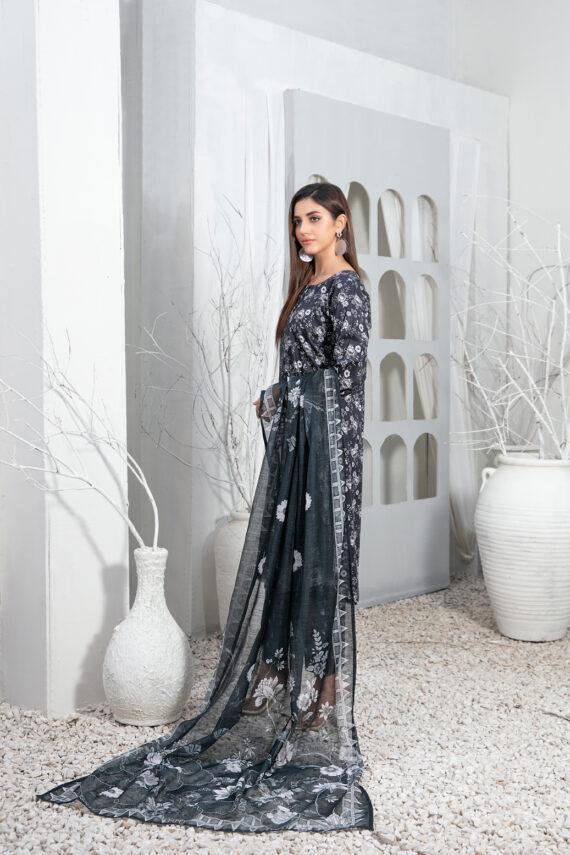 3 Pcs Women's Unstitched Lawn Printed Suit